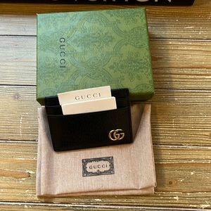 Gucci GG Marmont card case.